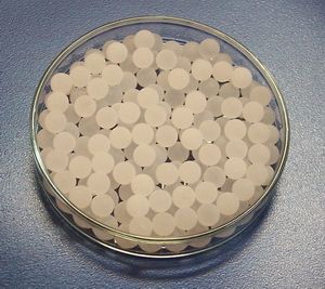 Modified polymer carriers for enzyme-linked immunoassay
